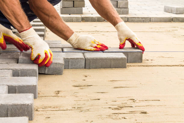 Best Professional Driveway Pavers  in Lonoke, AR
